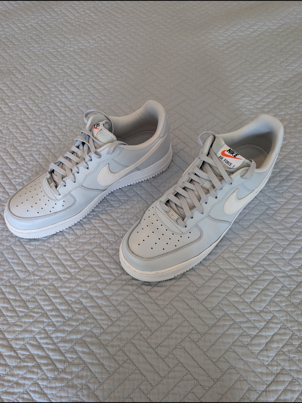 Nike Air Force 1 Low Light Blue  White Sneakers Size 13 (0326) - Picture 4 of 14